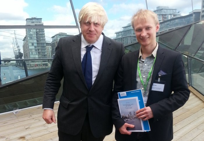 London Mayor Boris Johnson with Imperial student Alex Bak 
