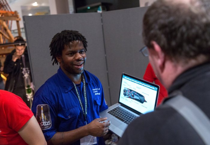 Applications for the 2016 Undergraduate of the year awards are now open!