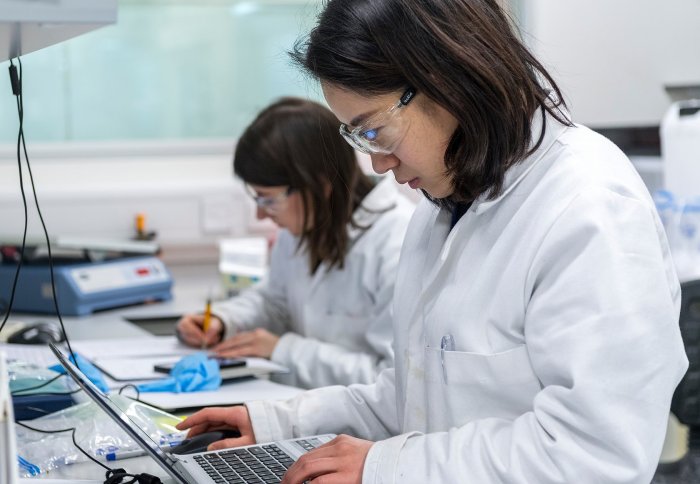 Participants of the RebelBio accelerator 