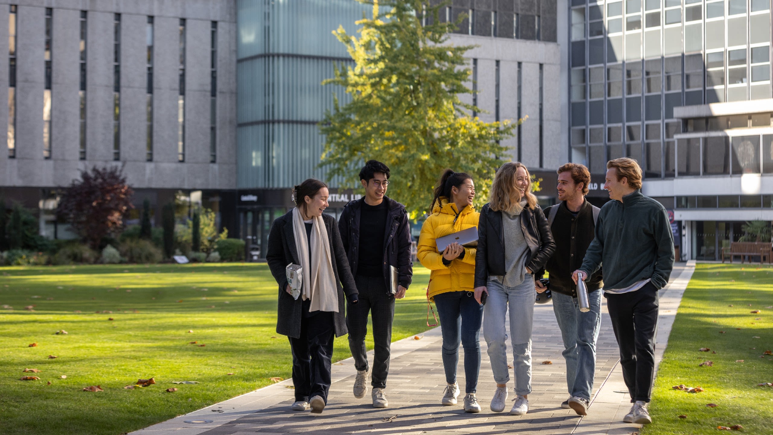 Students walking across Dangoor Plaza