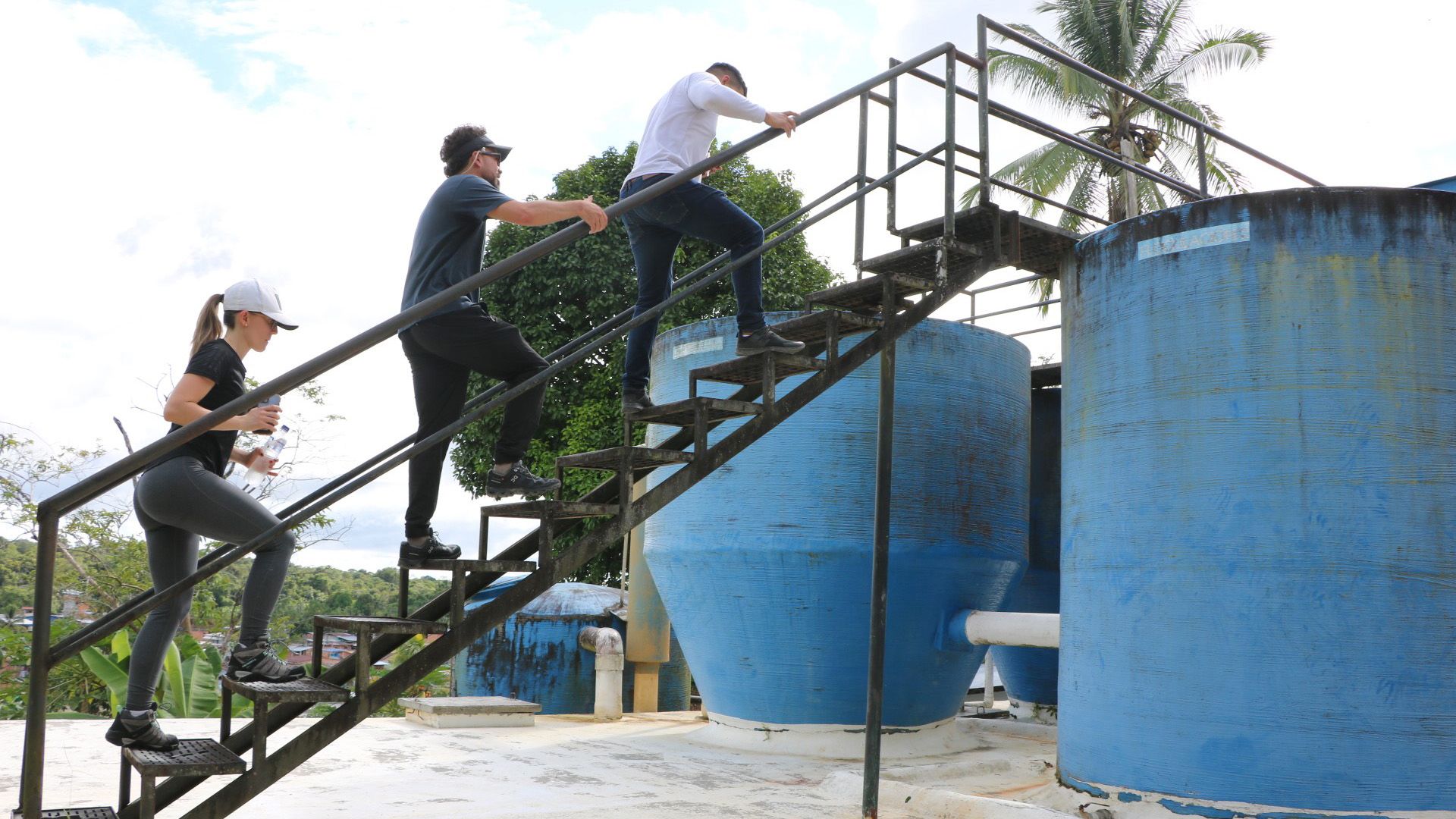 Ellin visiting the construction of the new water plant in Timbiquí, one of the most underserved areas of Colombia