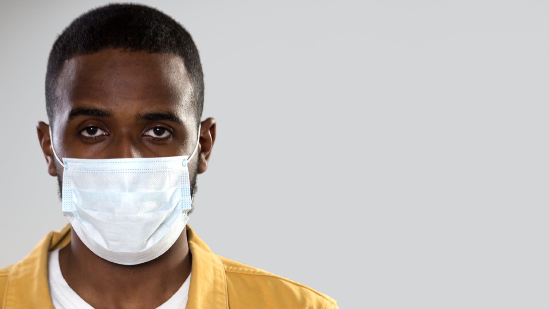 A man wearing a face mask