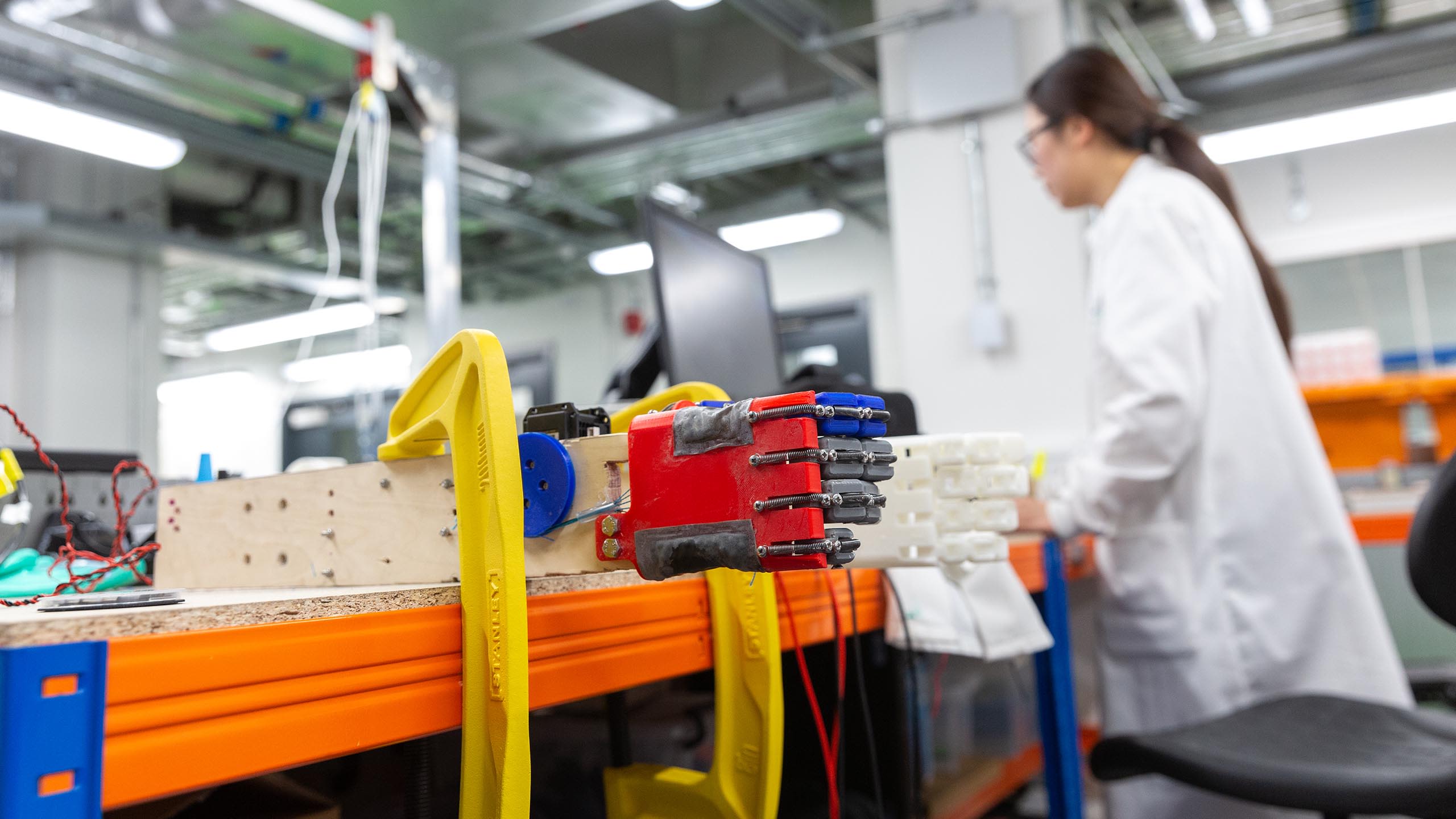 Icey Lu, PhD student in the Dyson School of Design Engineering, working on a non anthropomorphic robotic hand 