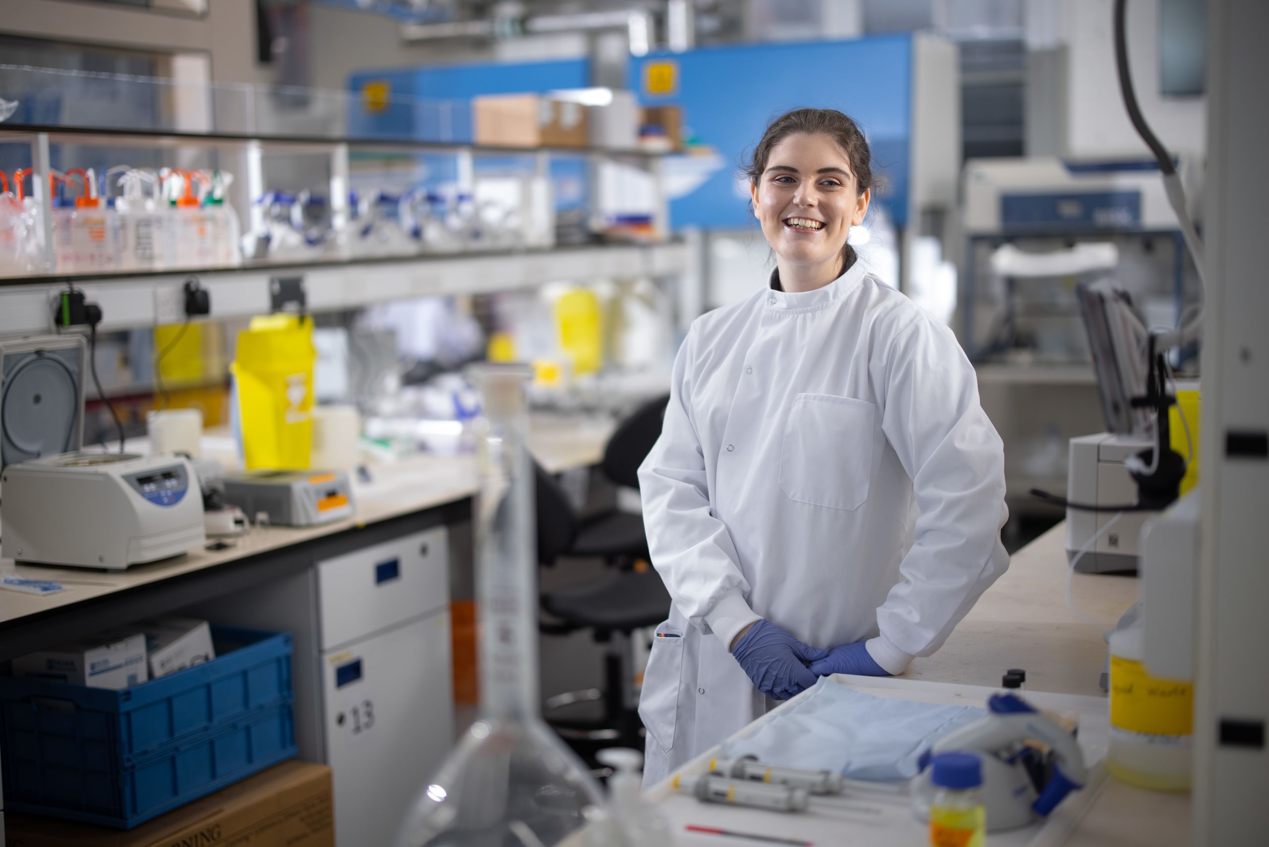 Leah (molecular bioengineering) in our undergraduate teaching laboratory. 