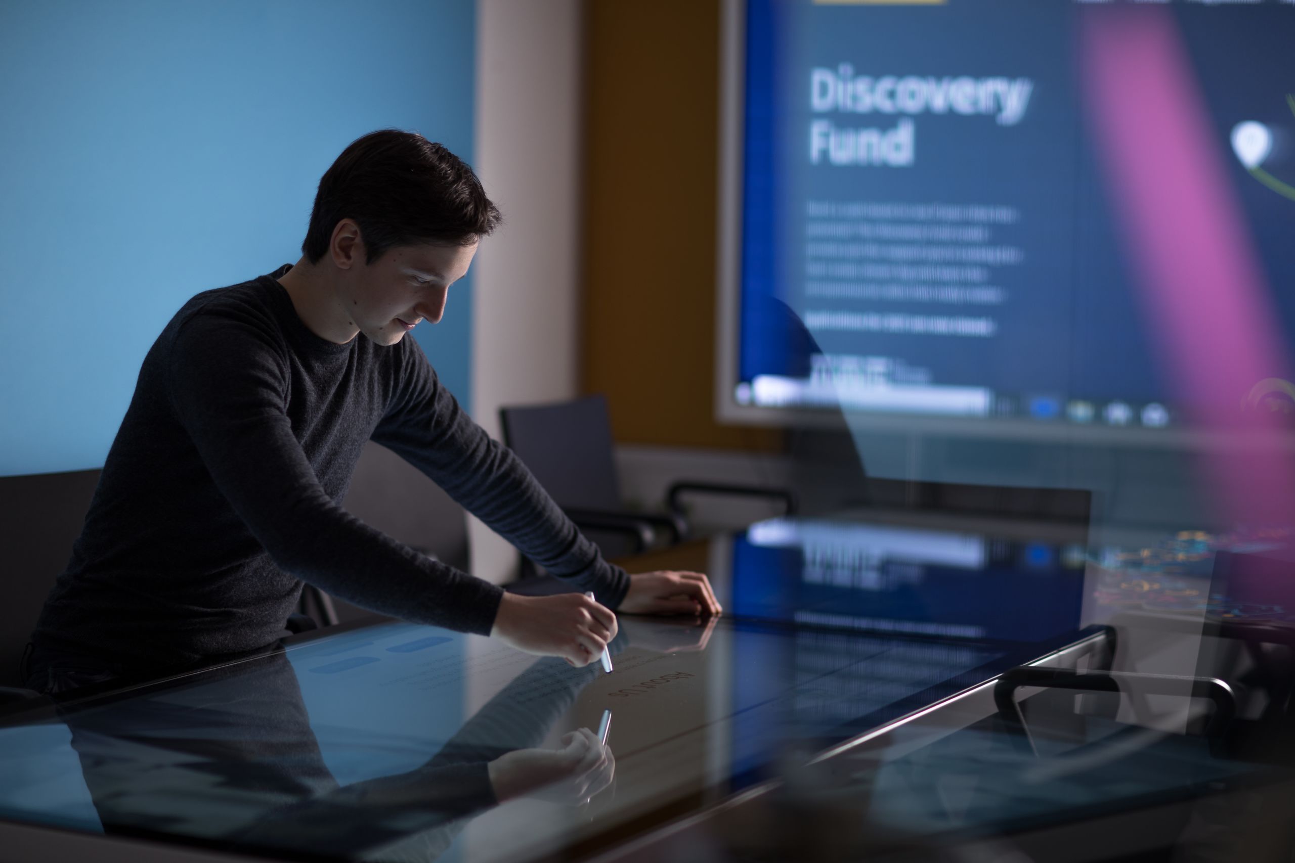 Cai (molecular bioengineering) in Enterprise Lab at our South Kensington Campus