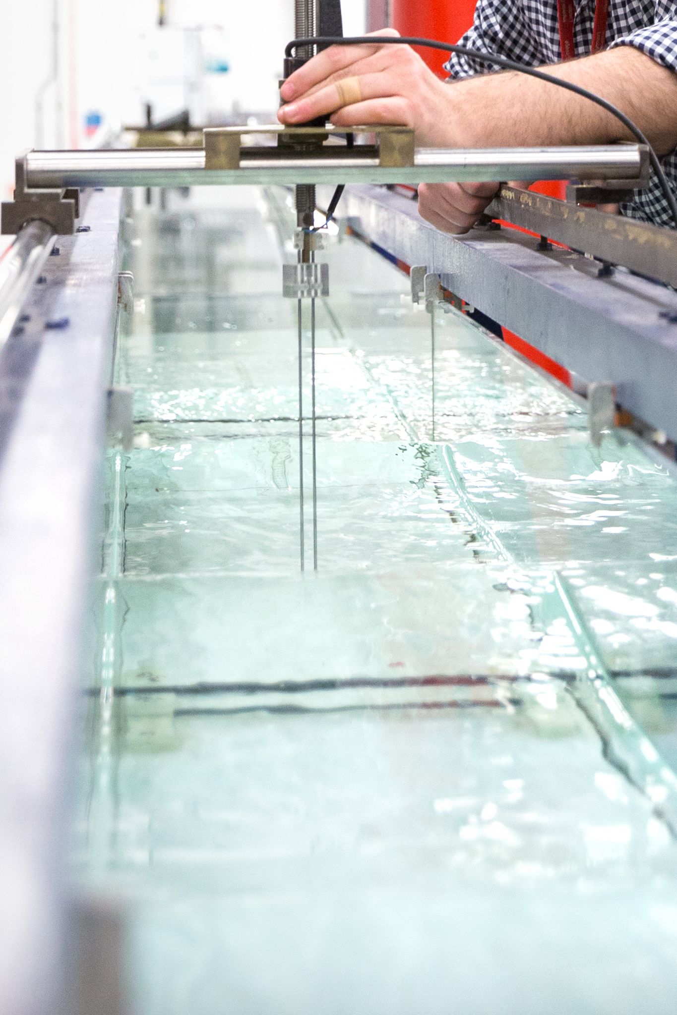 A wave tank in Imeperial's hydraulics lab