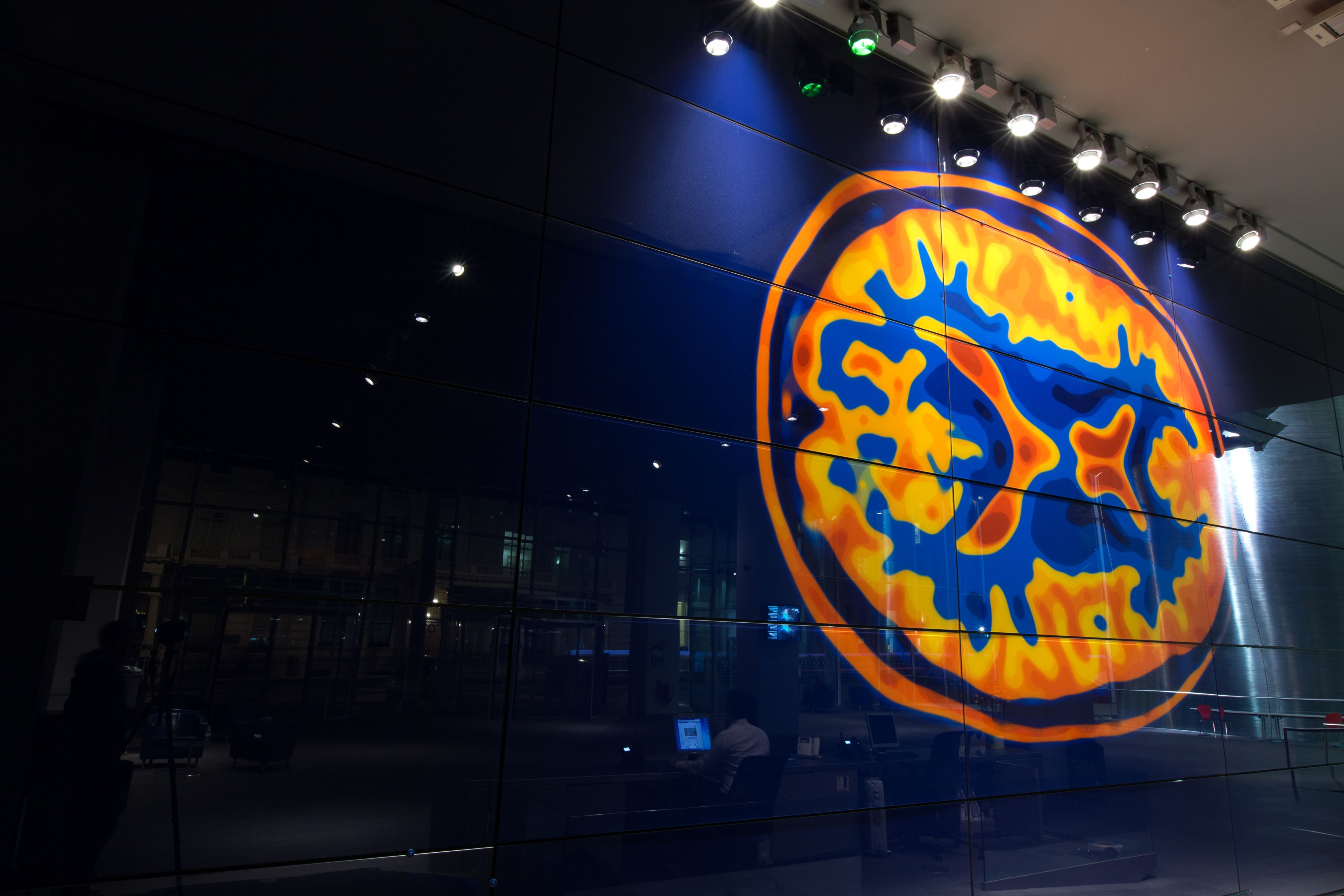 Image of the 'big brain' artwork in the main entrance of Imperial College London's South Kensington campus